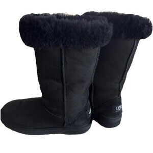 UGG Australia Women's Classic Tall Black S/S/N 5229 Boot Sz 4